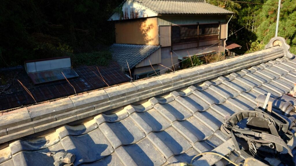 釉薬瓦は防水性も高く、耐久性もあるので今後も安心して生活できます。